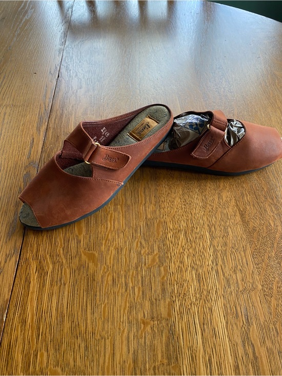 Bass Shoes - Bass Women's Slip-On Open-Toe Flats in Rust